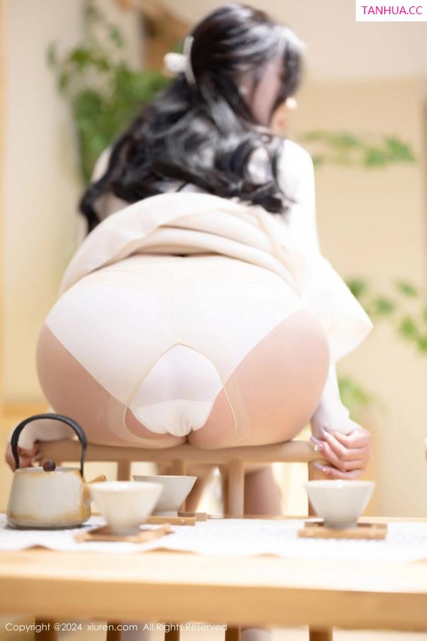 杨晨晨 sugar小甜心CC [XiuRen]高清写真图 2024.04.09 No.8363 杨晨晨Yome 丝袜美腿第21张图片